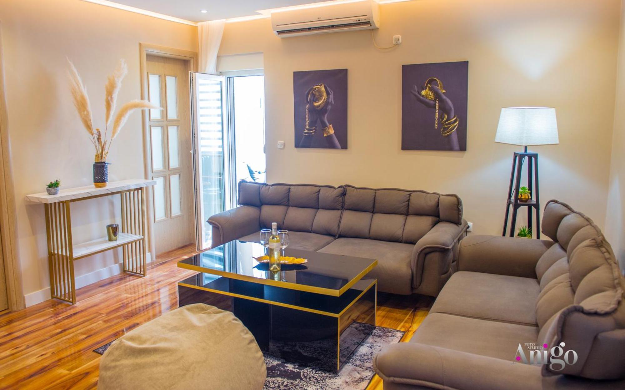 Luxury Apartment Black And Gold Мостар Екстер'єр фото